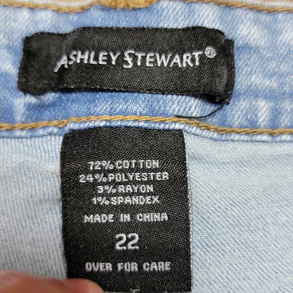 Ashley Stewart Cargo Denim Shorts - Size 22 - Picture 5 of 5